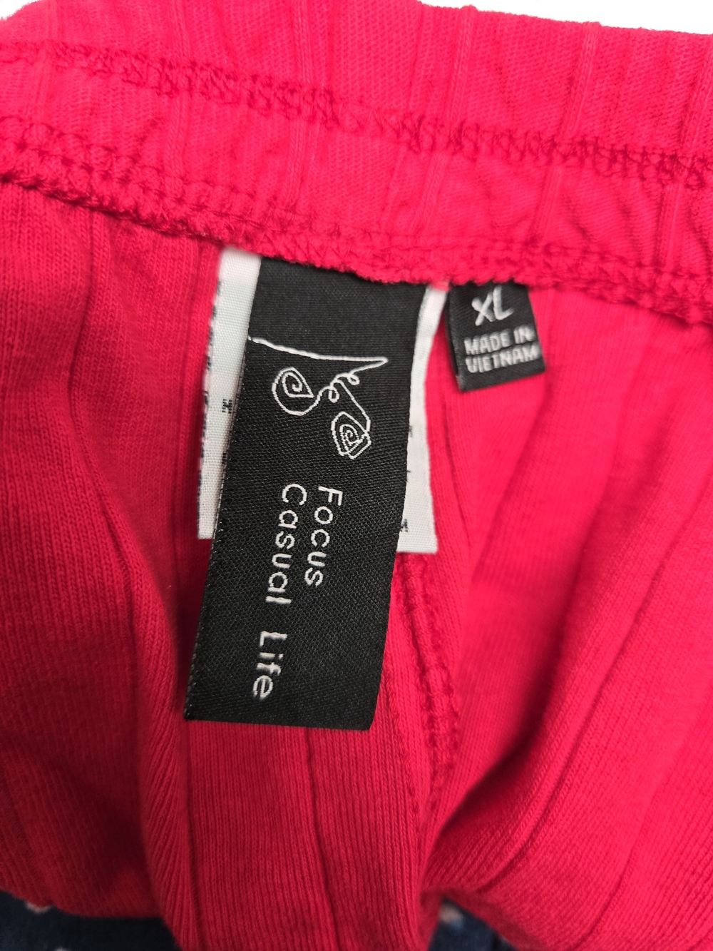 Women's Wide-Leg Pull-On Pants in Red With Handerchief Hem - Picture 3 of 3